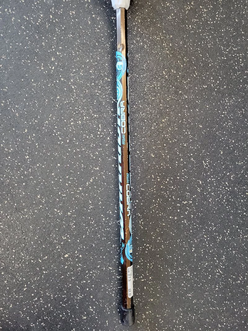 Free Shipping - Used Warrior MINI COBRA 35 1/2" Aluminum Junior Complete Lacrosse Sticks Black 5 Free Shipping - Used Warrior MINI COBRA 35 1/2" Aluminum Junior Complete Lacrosse Sticks Black - Image 3