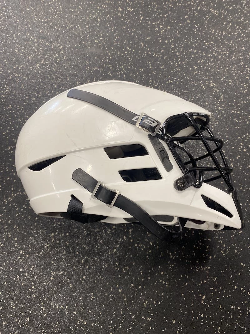 Discount - Used Cascade CS One Size Lacrosse Helmets White 4 Discount - Used Cascade CS One Size Lacrosse Helmets White - Image 2