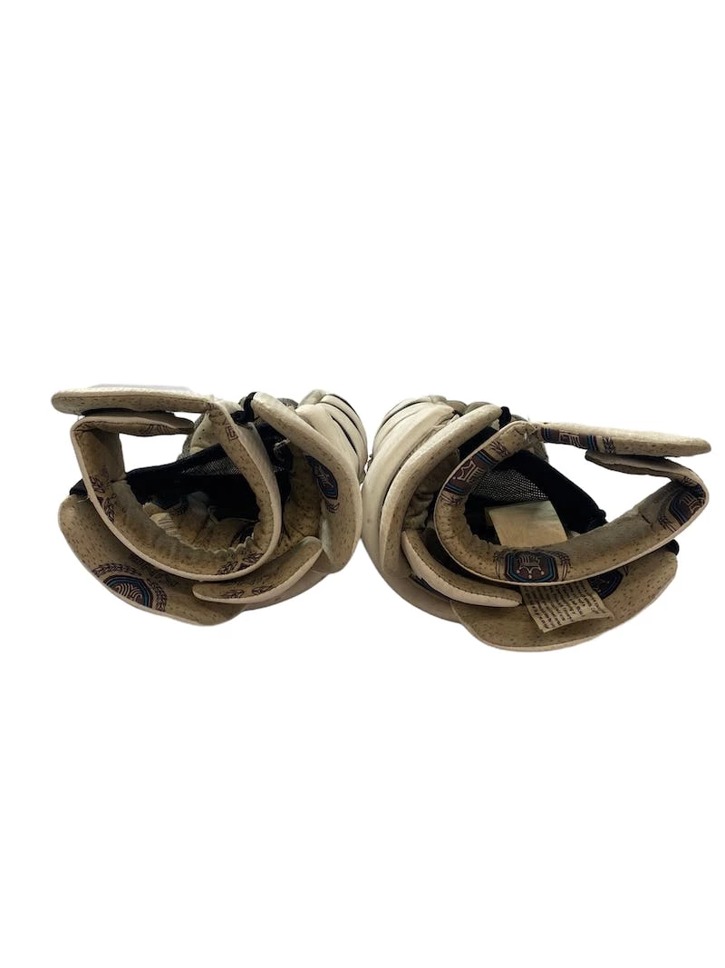 Best Price - Used Brine King LG Men's Lacrosse Gloves White 6 Best Price - Used Brine King LG Men's Lacrosse Gloves White - Image 4