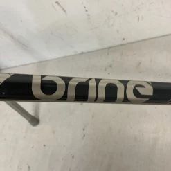 Free Shipping - Used Brine BRINE COMPLETE STICK Aluminum Men's Complete Lacrosse Sticks Lacrosse / Mens Complete Sticks Grey 7 Free Shipping - Used Brine BRINE COMPLETE STICK Aluminum Men's Complete Lacrosse Sticks Lacrosse / Mens Complete Sticks Grey -Deals lacrosse Store unnamed file 239