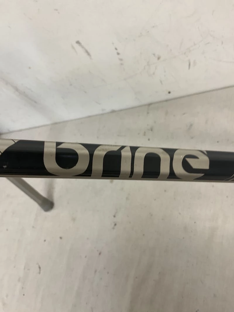 Free Shipping - Used Brine BRINE COMPLETE STICK Aluminum Men's Complete Lacrosse Sticks Lacrosse / Mens Complete Sticks Grey 5 Free Shipping - Used Brine BRINE COMPLETE STICK Aluminum Men's Complete Lacrosse Sticks Lacrosse / Mens Complete Sticks Grey - Image 3
