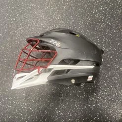 Shipping Included - Used Cascade R HELMET One Size Lacrosse Helmets Black