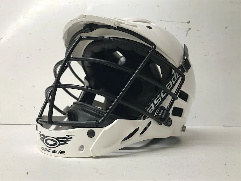 Discount - Used Cascade CLH2 SM Lacrosse Helmets White 3 Discount - Used Cascade CLH2 SM Lacrosse Helmets White