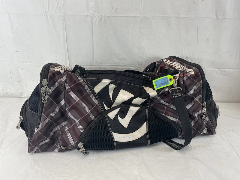 The Surprise Price - Used Warrior Lacrosse Bag 30" X 14" X 13" For Player Black 5 The Surprise Price - Used Warrior Lacrosse Bag 30" X 14" X 13" For Player Black - Image 3