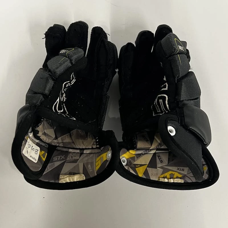 On Sale - Used STX STALLION 10" Junior Lacrosse Gloves Black 4 On Sale - Used STX STALLION 10" Junior Lacrosse Gloves Black - Image 2