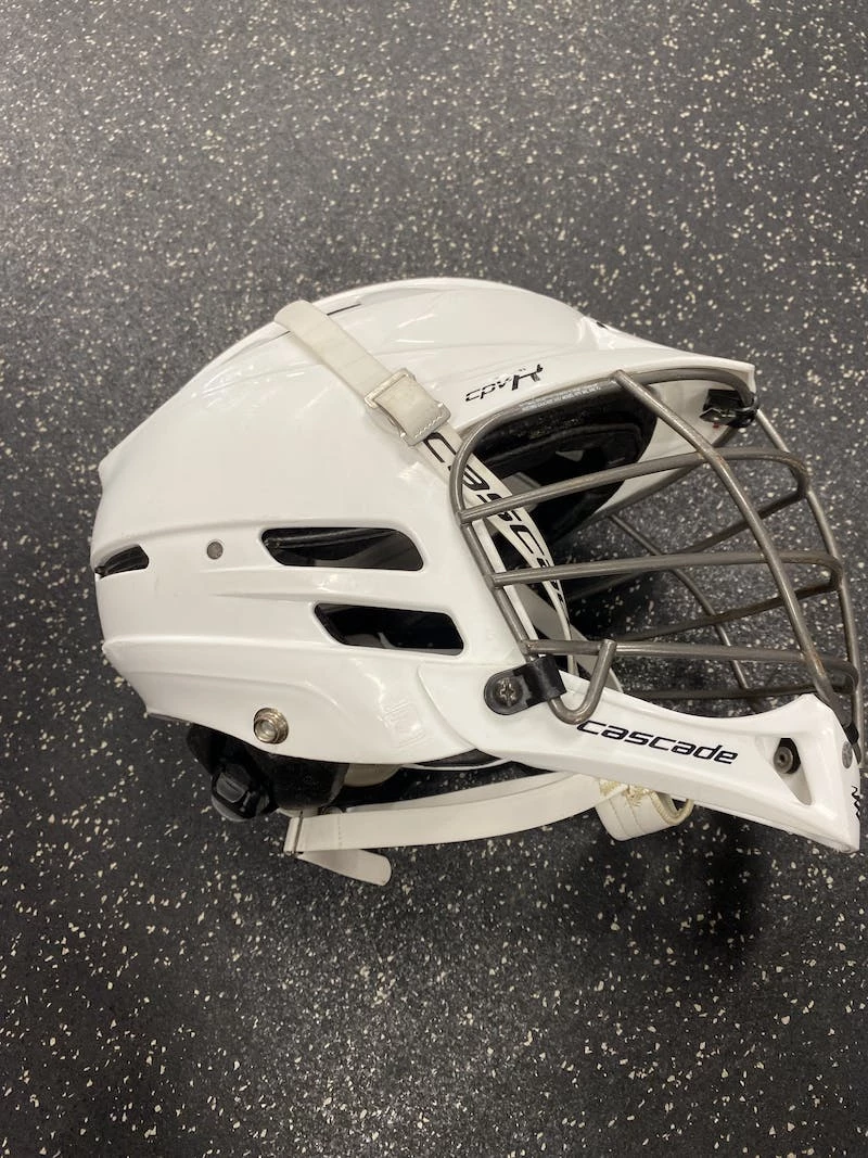 Best Price - Used Cascade CPVR S/M Lacrosse Helmets White 4 Best Price - Used Cascade CPVR S/M Lacrosse Helmets White - Image 2