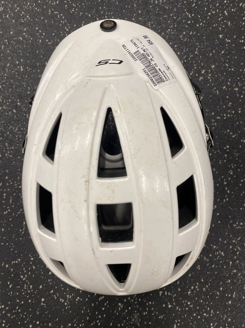 Free Shipping - Used Cascade CS JR HELMET One Size Lacrosse Helmets White 5 Free Shipping - Used Cascade CS JR HELMET One Size Lacrosse Helmets White - Image 3