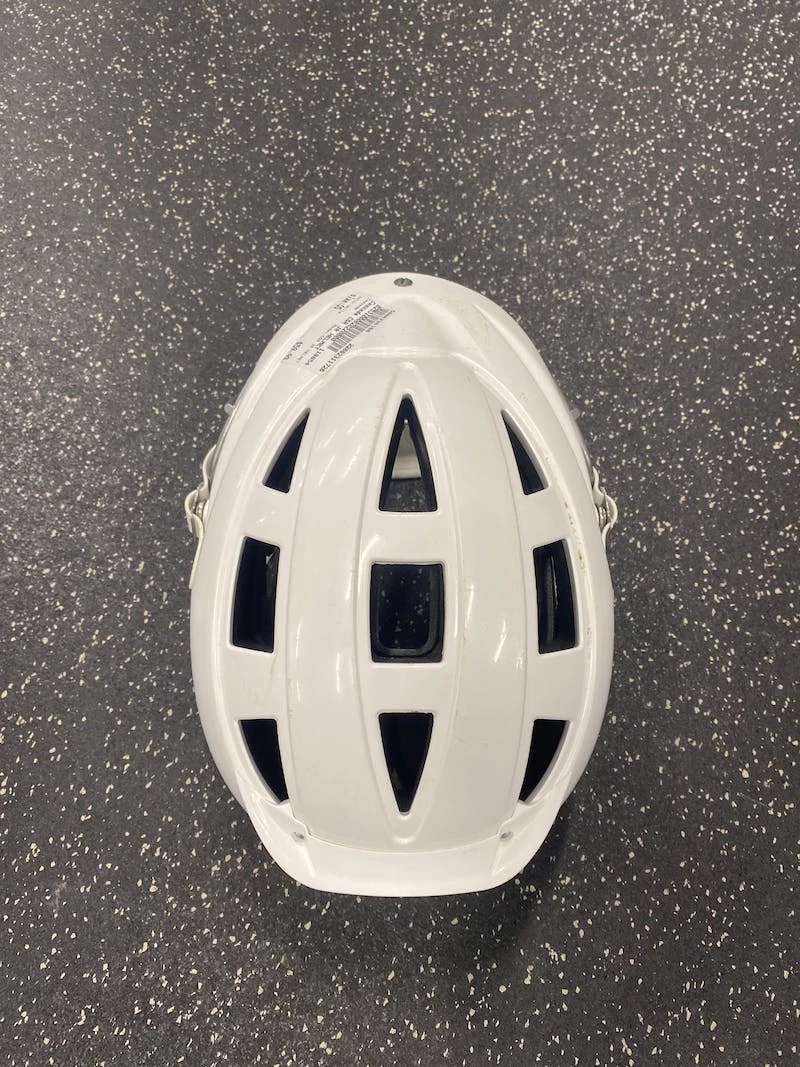 The Surprise Price - Used Cascade CSR JR HELMET One Size Lacrosse Helmets White 5 The Surprise Price - Used Cascade CSR JR HELMET One Size Lacrosse Helmets White - Image 3