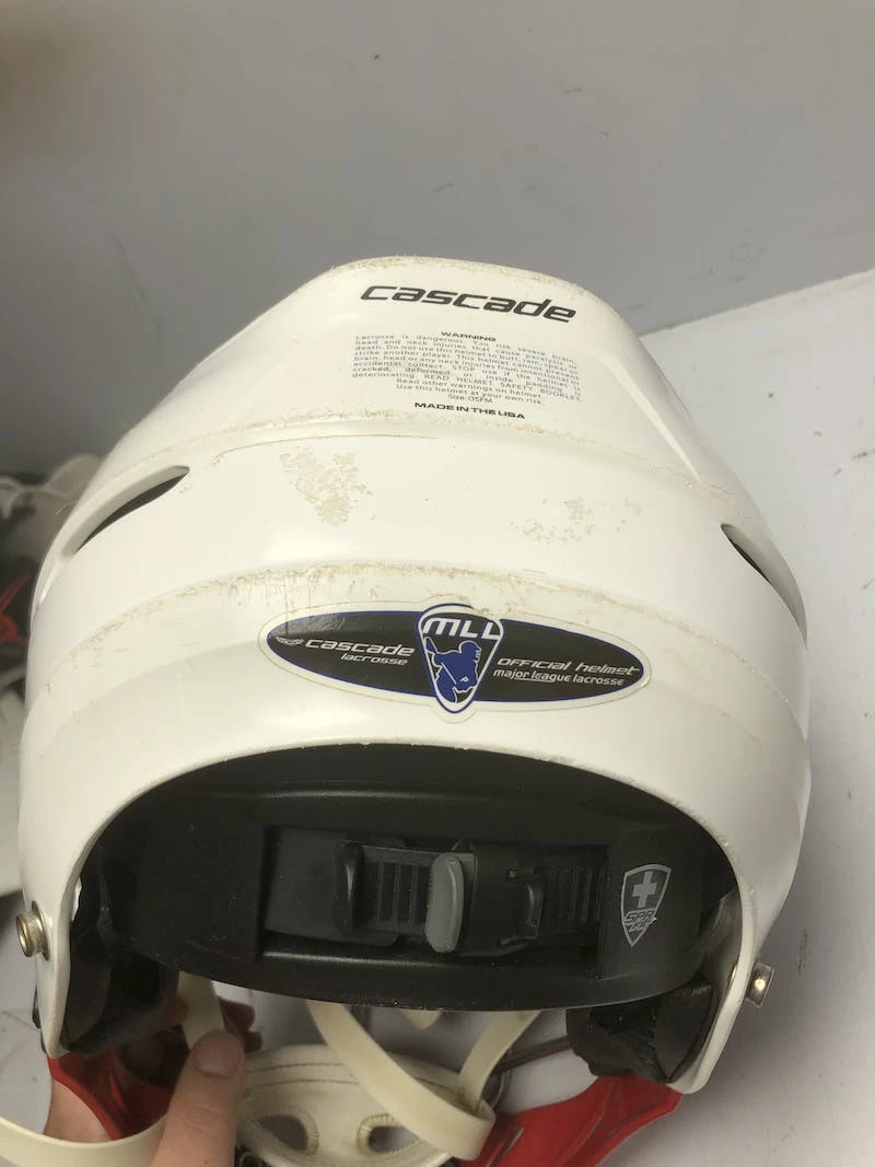 Best Price - Used Cascade CPX R One Size Lacrosse Helmets White 7 Best Price - Used Cascade CPX R One Size Lacrosse Helmets White - Image 5