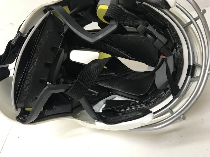 The Surprise Price - Used Cascade LX S/M Lacrosse Helmets None 4 The Surprise Price - Used Cascade LX S/M Lacrosse Helmets None - Image 2